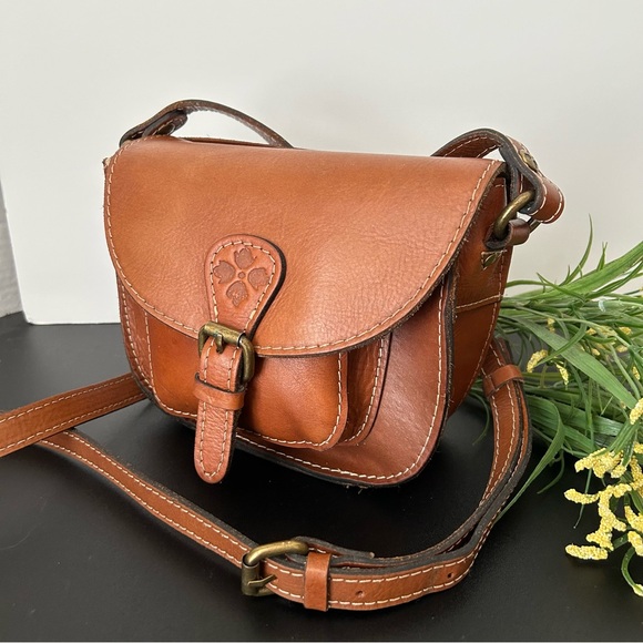 Patricia Nash Small Saddlebag Crossbody in British Tan Leather - Picture 2 of 13